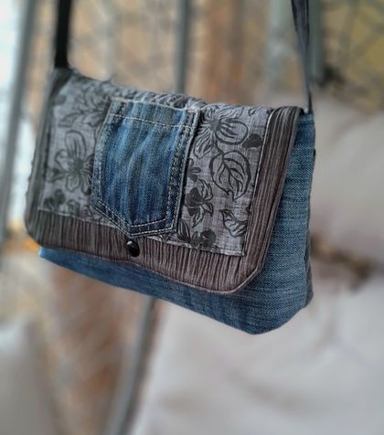 Cute Denim Shoulder / Messenger Bag