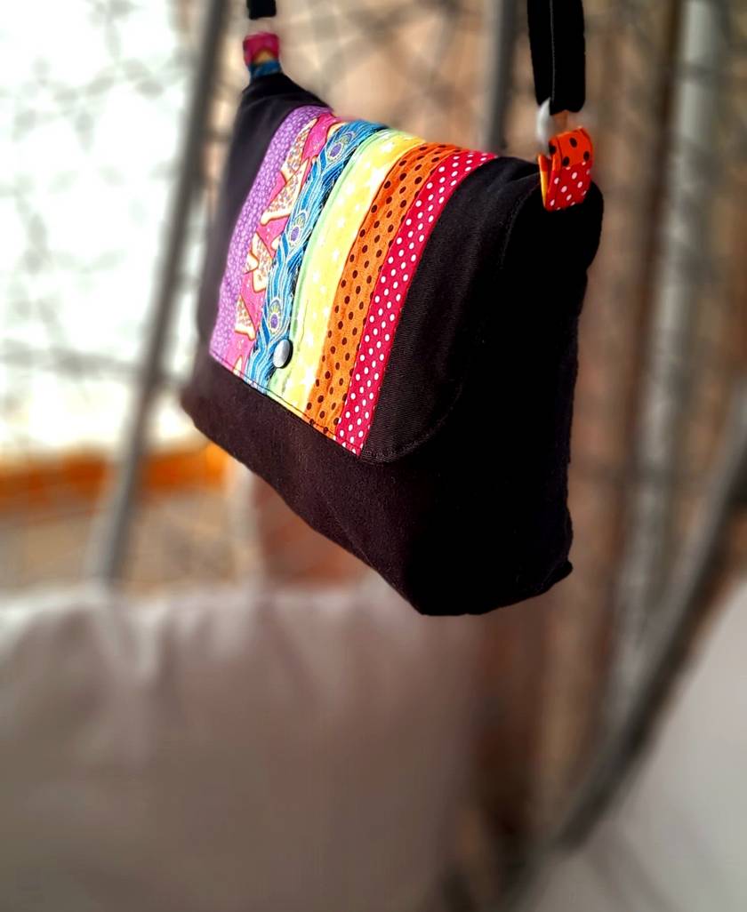 Rainbow best sale messenger bag