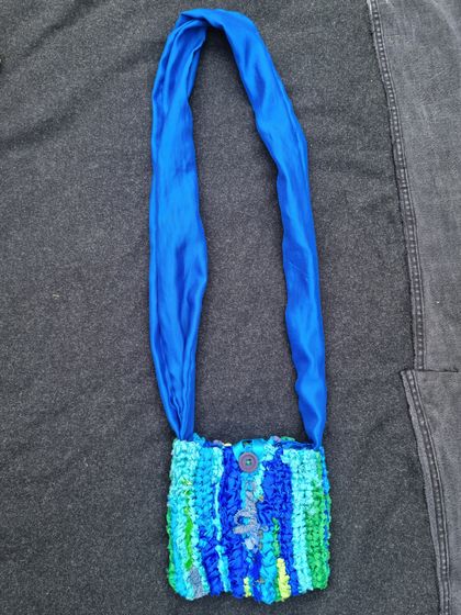 The Underwater Blues (V2) Tapestry shoulder bag
