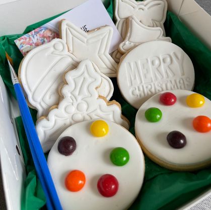 Paint Your Own Christmas cookie box set