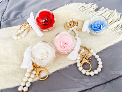 Preserved Rose Keychain Bridesmaid Proposal Gift Ideas Box Fillers Birthday Gift Cute Keychain Gift Flower Keychain