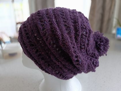 Lace Slouch Beanie in 'Bilberry'