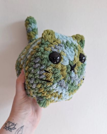 Crochet Loaf Cat
