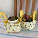 Mini baskets, bees 