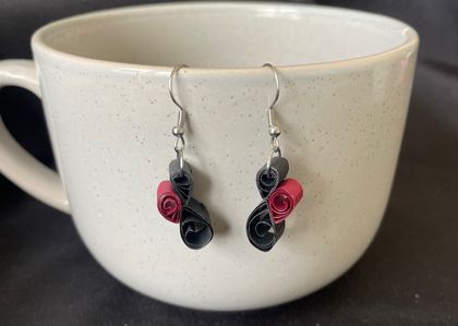 Quilled Earrings, black and red drops