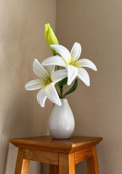 Pipe cleaner flowers / Lily / Home Decor / Flower bouquet