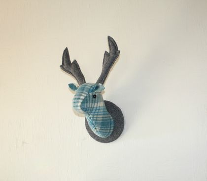 Deer Head Wallhanging, Vintage