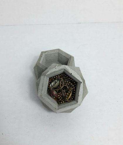 Concrete Hexagon Pot