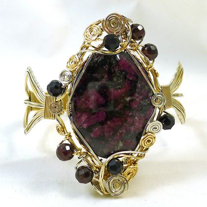 Eudialyte and Garnet Fancy Wire Bangle