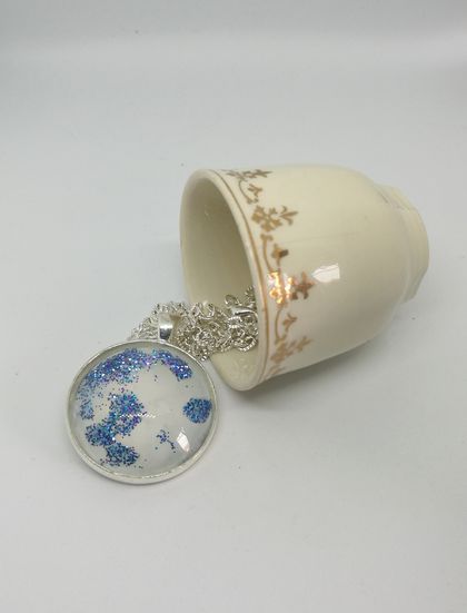 Hand Painted Pendant-BLUE+WHITE