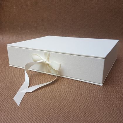 White Keepsake Box / Photo Box (Flush edge)