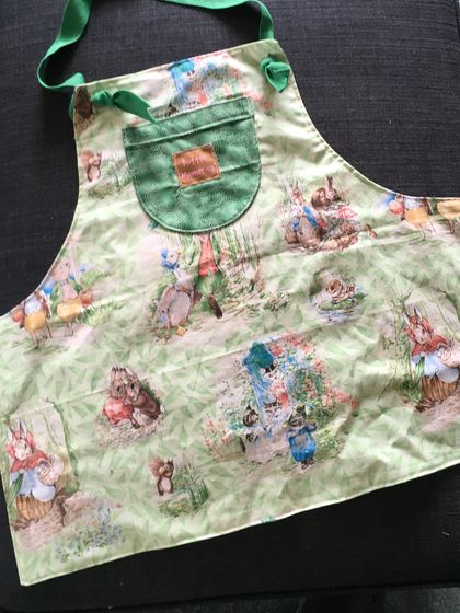 Child's reversible apron