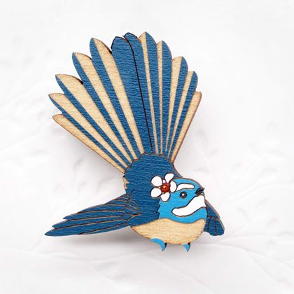 Hand Painted Wooden Fantail with Manuka Flower Brooch