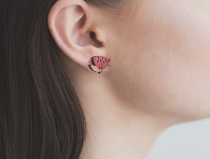 Pohutukawa reclaimed Rimu earrings