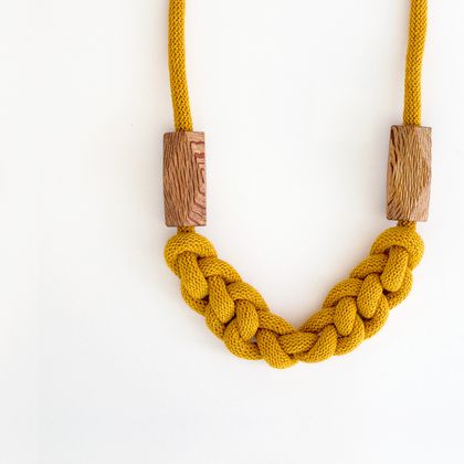 Knitted Necklace
