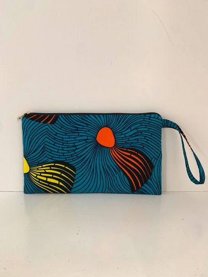 Large size purse / travel pouch / clutch