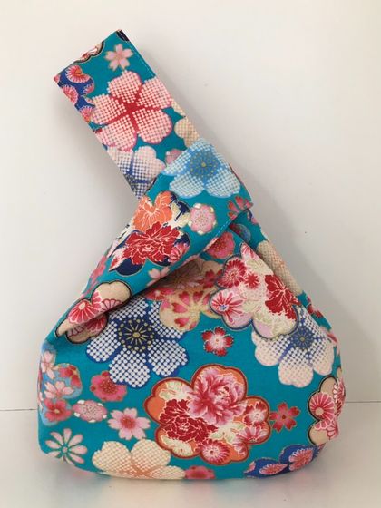 Shijimi bag (Japanese knot bag) / Wrist bag / Make-up bag