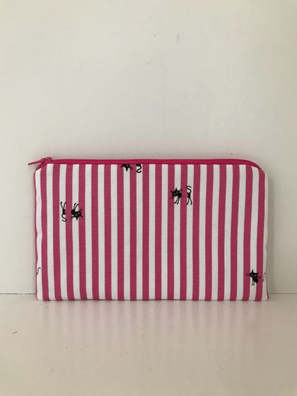 Cats & stripes medium size pencil case / make-up pouch / toiletry pouch / clutch
