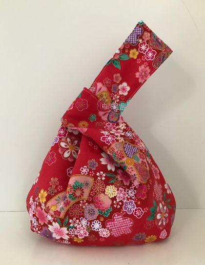 Shijimi bag (Japanese knot bag) / Wrist bag / Make-up bag