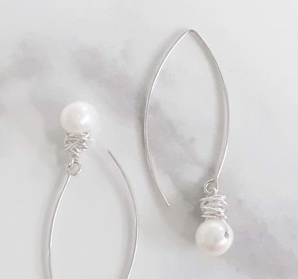 Messy Wrapped Pearl Earrings