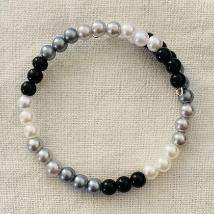 Bracelet - Glass Pearls: Black, White, Silver, Grey