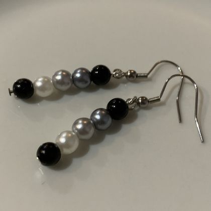 Earrings - Glass Pearls: Black, White, Silver, Grey