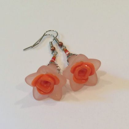 Lilium 'Royal Sunset' earrings ("Lilies & Roses & Daisies" range)