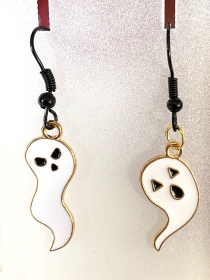 Earrings: White Spooks (Halloween theme)