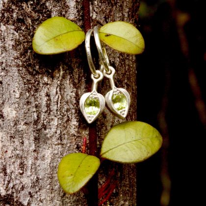 Peridot art nouveau leaf earrings