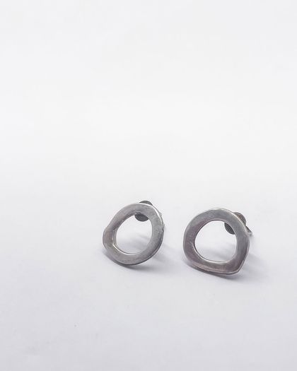 Abstract Single Circle Earrings in Sterling Silver