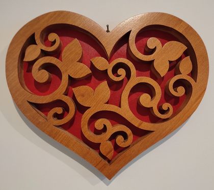 Decorative fretwork heart
