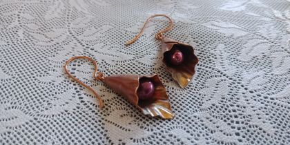 Copper calla lily flower earrings with pearls