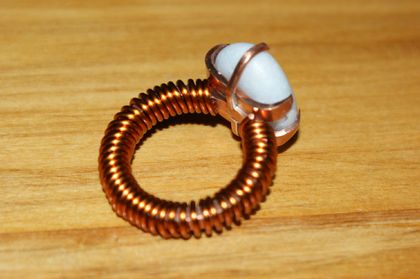 Quartz stone copper ring