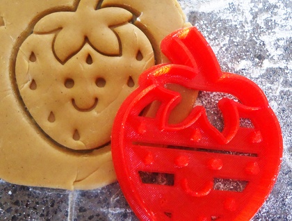 3D Printed Strawberry Cookie Cutter