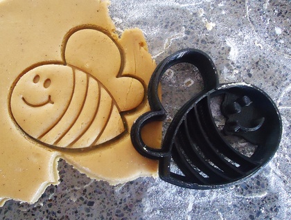 3D Printed Bee Cookie Cutter