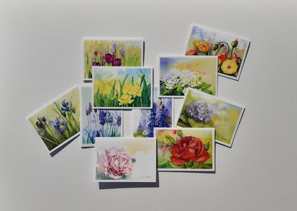 Gift Pack of 10 Assorted Pretty floral Cards