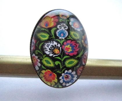 Glass dome Polish folk art ring