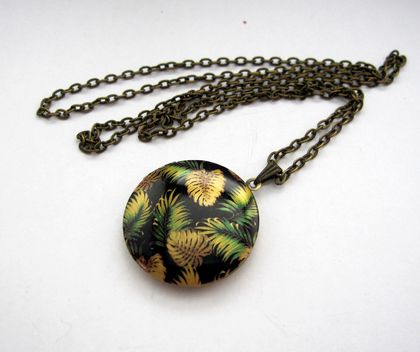Feathery leaves - locket necklace