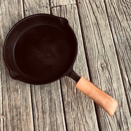 Leather Handle Cover for Cast Iron Skillets & Pans