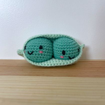 Crochet Pea Pod