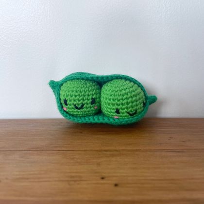 Crochet Pea Pod