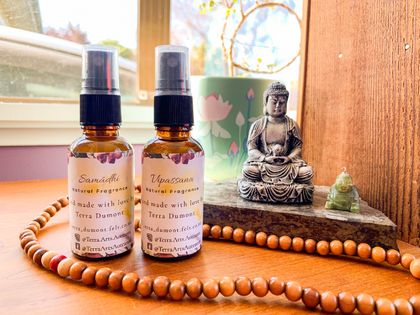 Natural fragrance - Sāmadhi and Vipassana