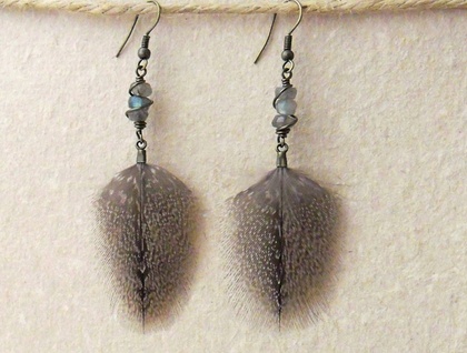 Daiki earrings: rustic labradorite stone and guineafowl feathers