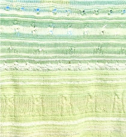 Handknit: soft green cuddly rug