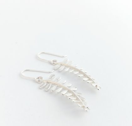 Silver Kowhai leaves earrings - large