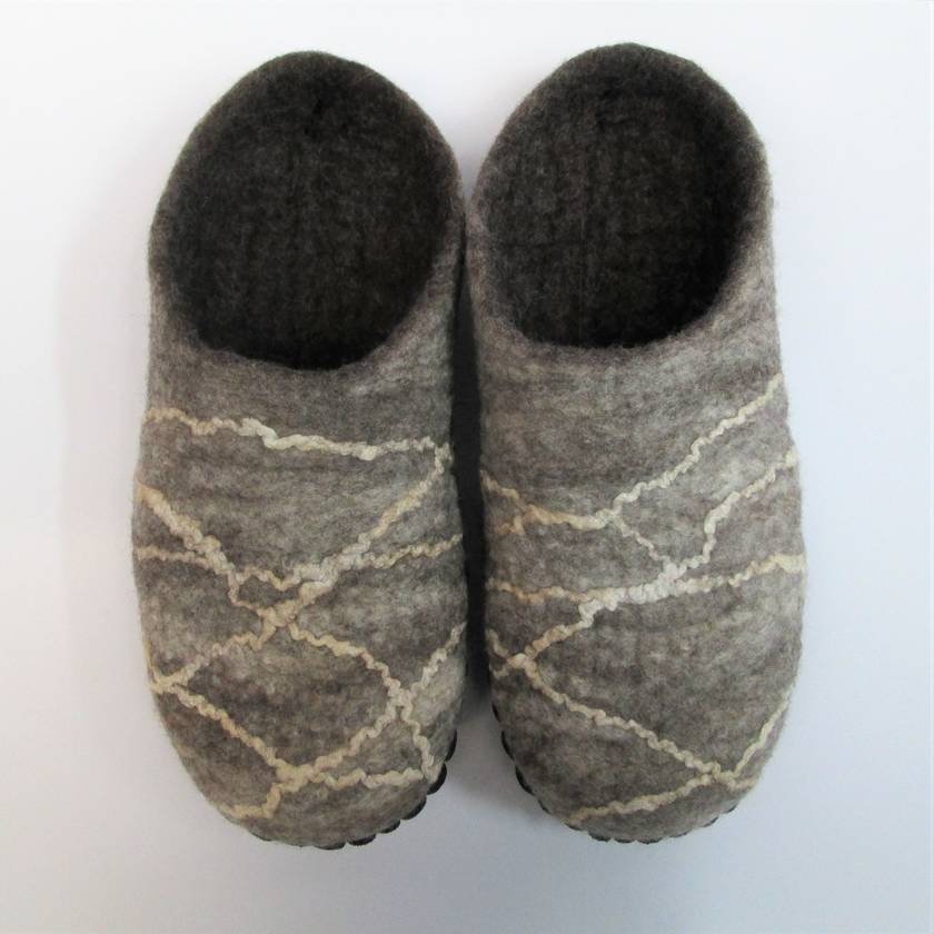 Natural felt slippers | Felt