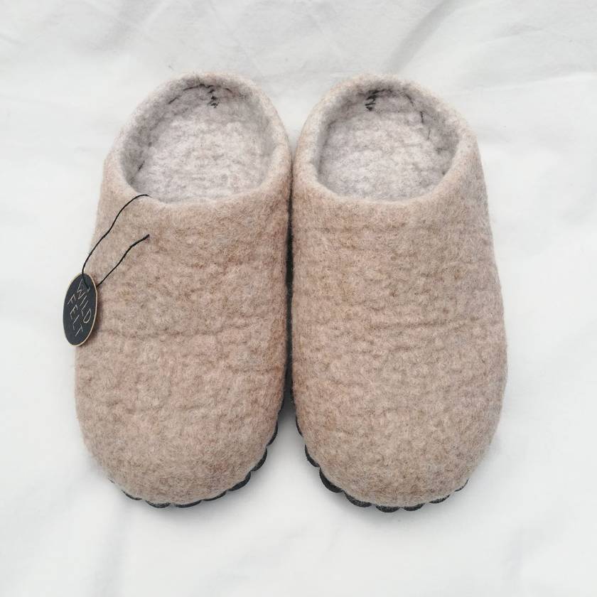 *SALE* Felt slippers - Women's size 6.5 | Felt