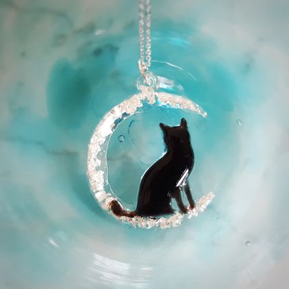 Black Cat and Silver Moon (silver chain)