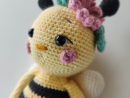 Lily the Bee (Made to Order)