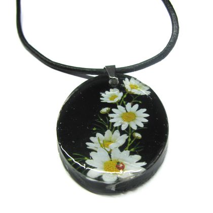 Daisy & Ladybug Pendant Necklace - cord